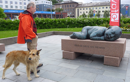 Narvik Friedensskulptur 1