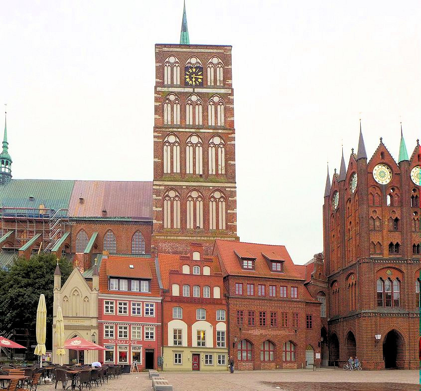 Stralsund St. Nikolaikirche und Rathaus2a